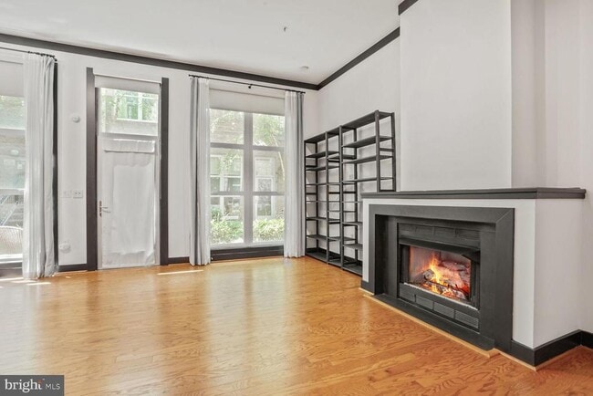 Building Photo - 2380 Champlain St NW