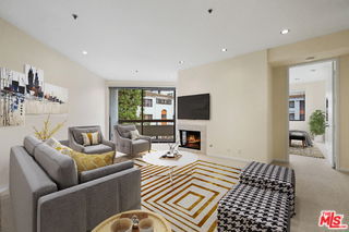 Building Photo - 2102 Century Park Ln