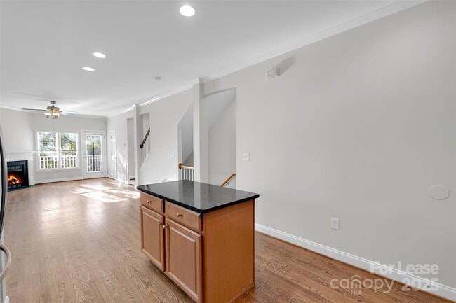 Building Photo - 1305 Summit Greenway Court