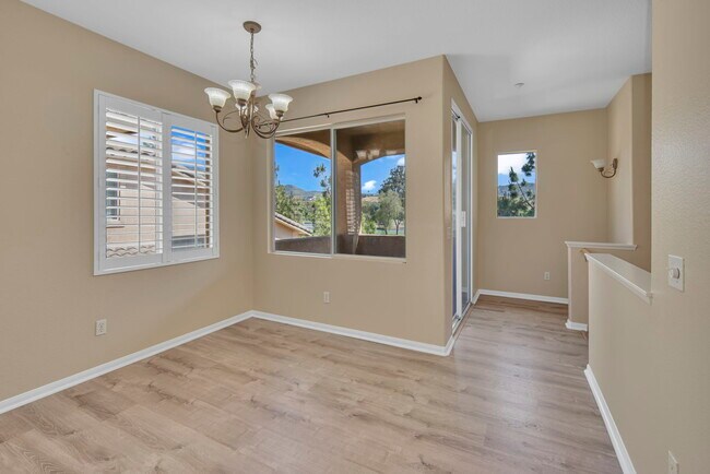 Building Photo - 3183 Dehesa Rd