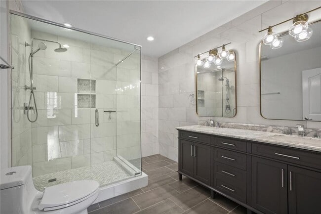 Building Photo - 850 Piedmont Ave NE