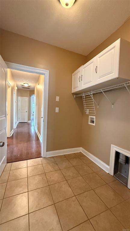 Building Photo - 703 Kingsley Dr