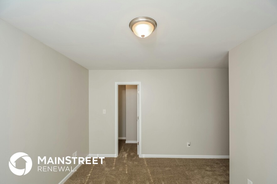 Building Photo - 313 Whitehall Ct