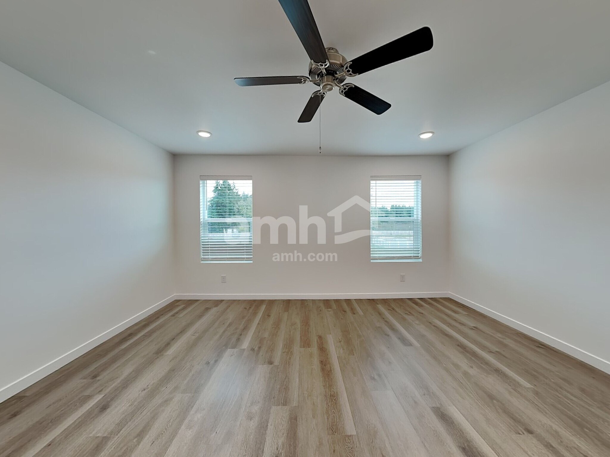 Building Photo - 5036 Washington St SE