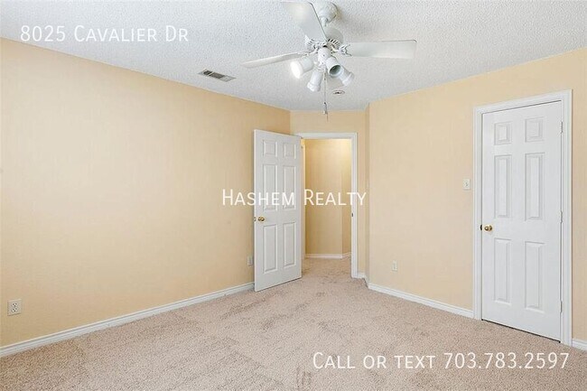 Building Photo - 8025 Cavalier Dr
