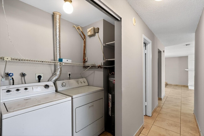 Building Photo - 4810 NW 19th St