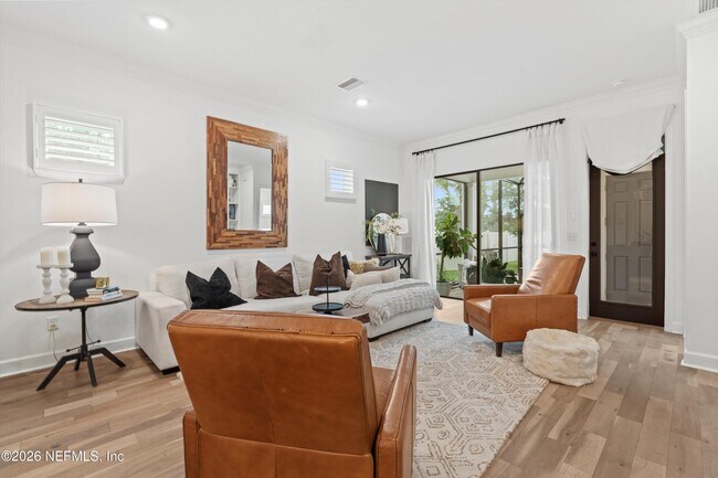 Building Photo - 192 Pk Ctr Ave