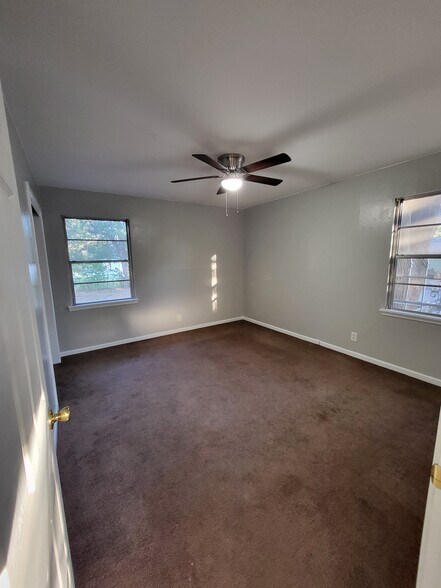 Building Photo - 3403 Briscoe St