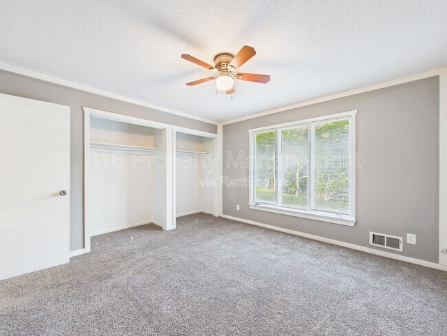 Building Photo - 7156 Woodson Rd