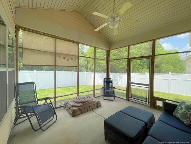 Building Photo - 132 Bicentennial Way