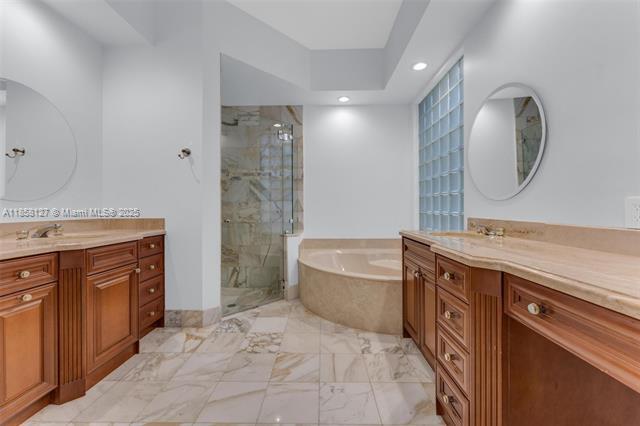 Building Photo - 2468 Bay Isle Ct