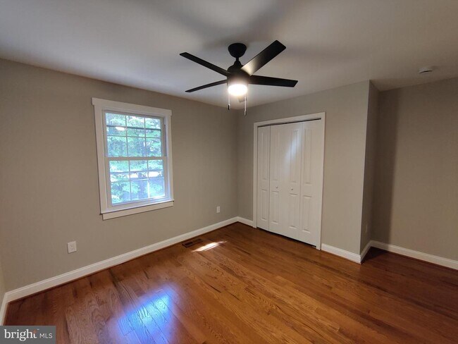 Building Photo - 9441 Park Hunt Ct