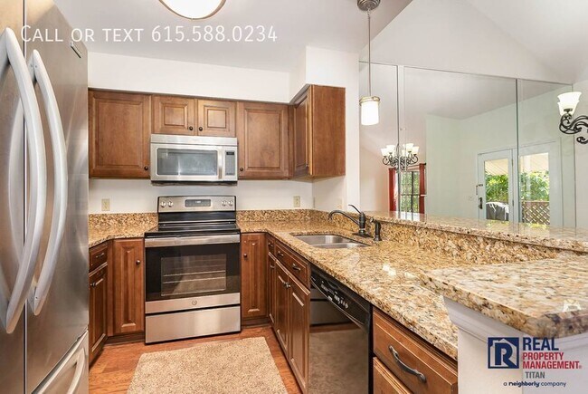 Building Photo - 123 Villa View Ct