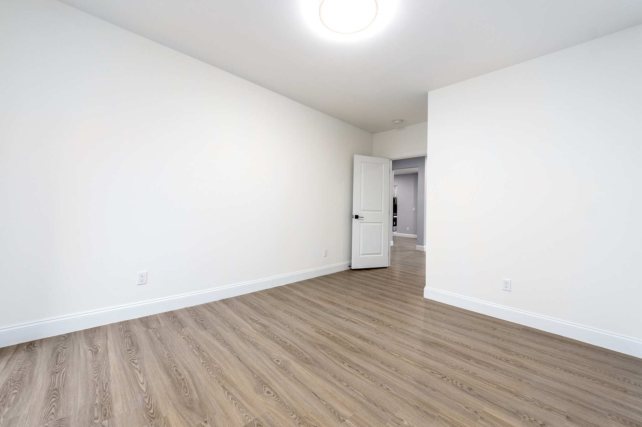 Building Photo - 222 Primrose Ave