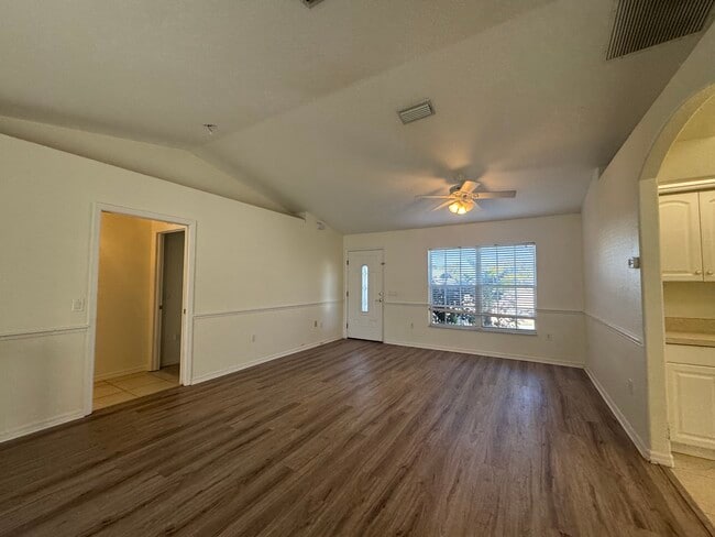 Building Photo - 3104 Tonkin Dr