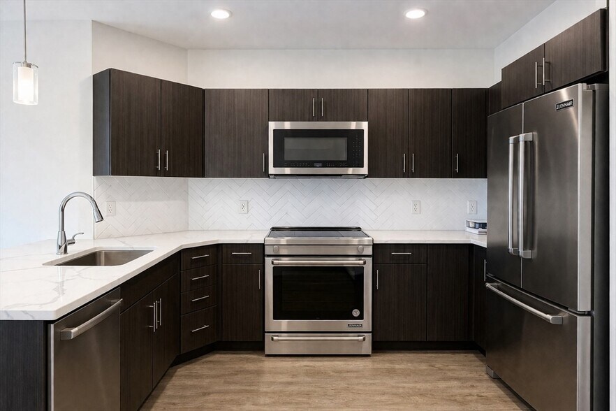 Building Photo - 20 Penniman Rd