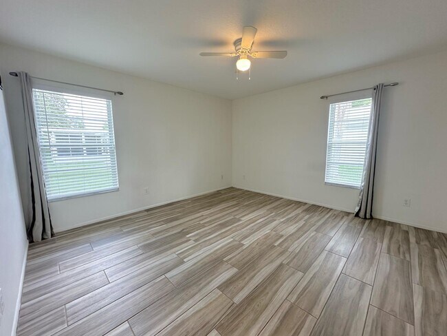 Building Photo - 2-bed, 2-bath Villa