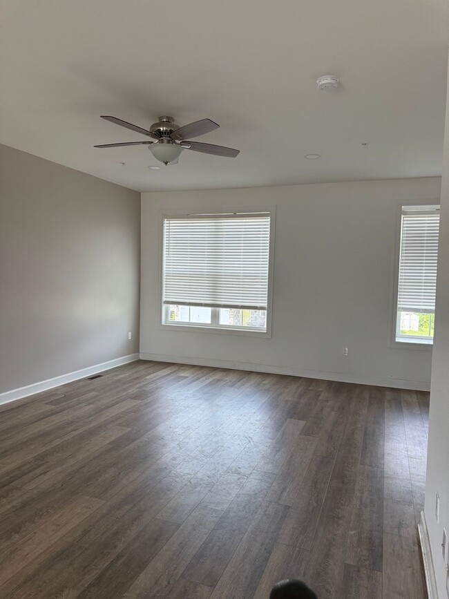 Building Photo - 11106 Gopher Dr N