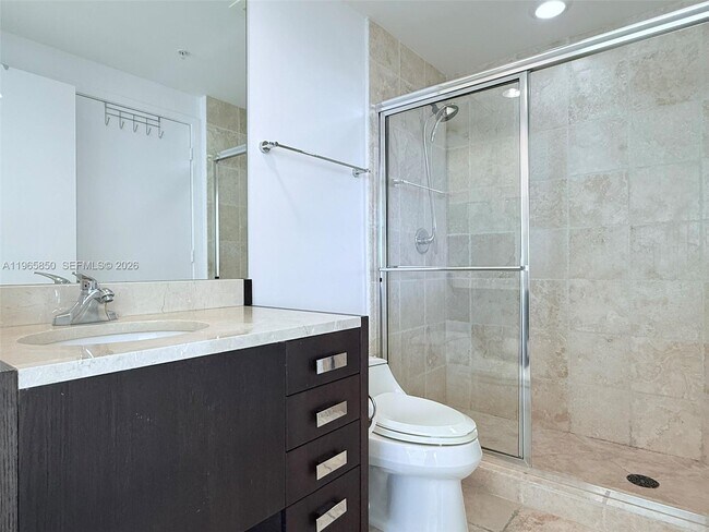 Building Photo - 18201 Collins Ave