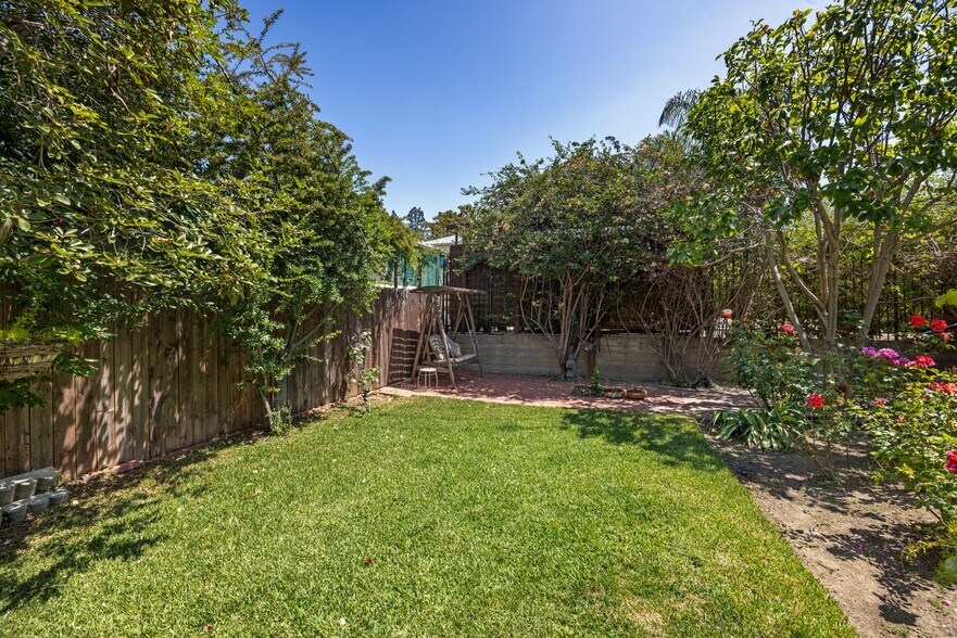 Building Photo - Stunning, remodeled rental in Historic Fra...