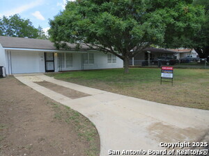 Primary Photo - 419 Anton Dr