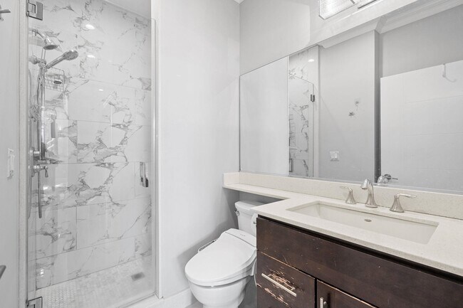 Building Photo - 94 Leonard St