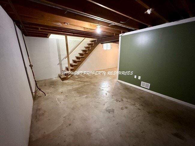 Building Photo - Cozy 3 Bedroom Home in Blue Springs