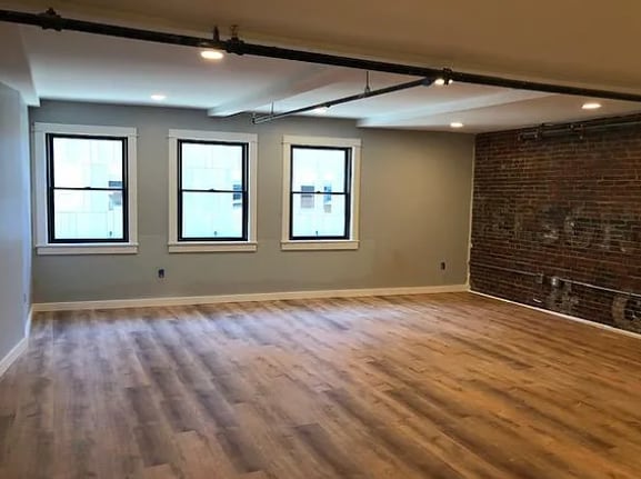 Building Photo - 438 Fore St