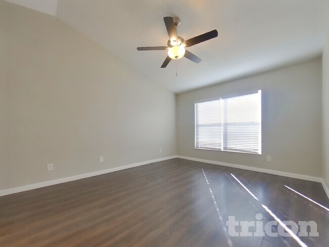 Building Photo - 15115 Margaux Dr