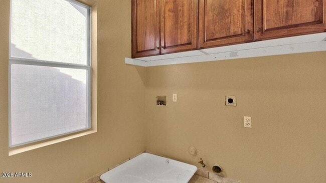 Building Photo - 4670 W Binner Dr