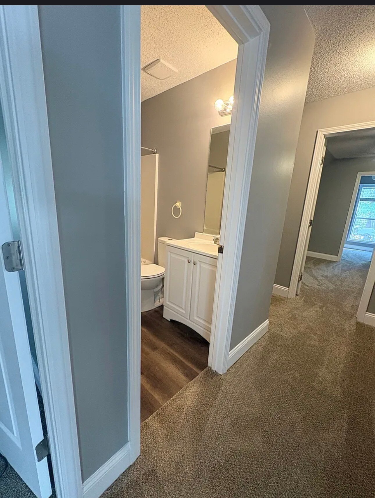 Building Photo - 15 Line Creek Way