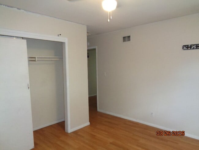 Building Photo - East Lancaster One Story Offering 1260 sq. ft.