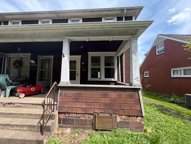 Building Photo - 412 Buckeye St