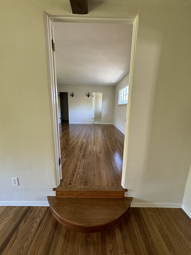 Master Bedroom - 1033 E San Jose Ave