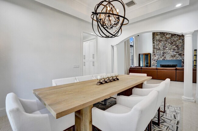 Building Photo - 9210 Equus Cir
