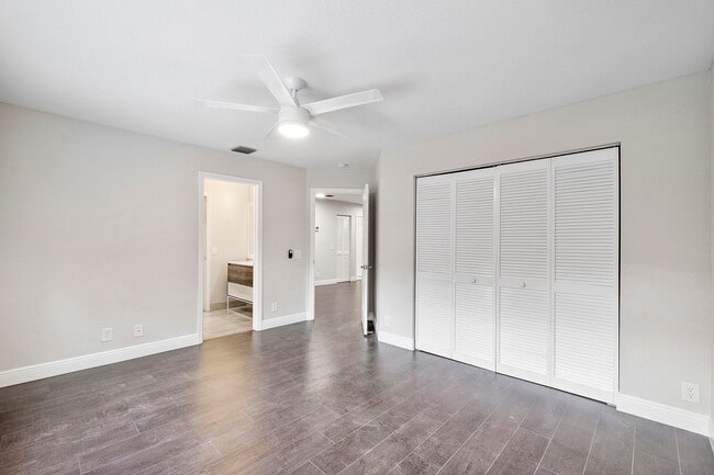 Building Photo - 6364 NW 78th Dr