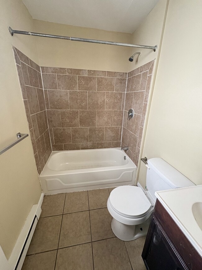 Building Photo - 150 S Sumner Ave