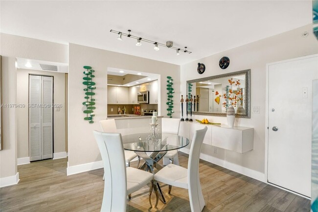 Building Photo - 5600 Collins Ave