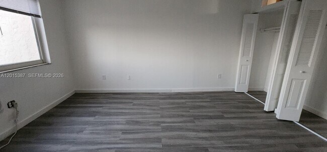 Building Photo - 6930 Miami Gardens Dr