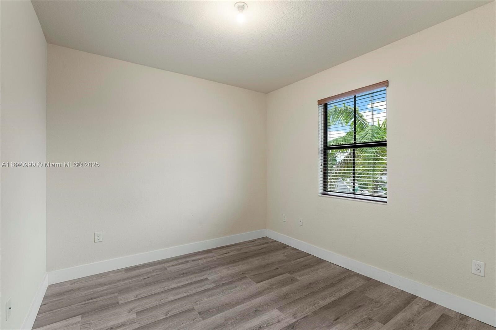 Building Photo - 9329 SW 227th Ter
