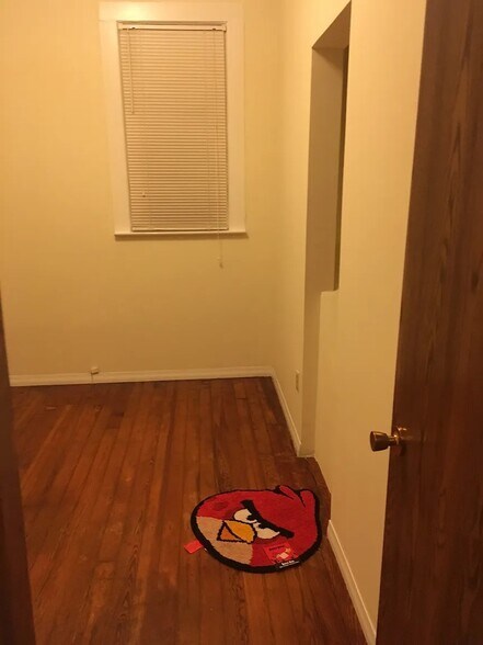 Building Photo - 1313 East Walnut