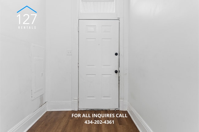 Building Photo - Spacious 3-Bedroom Apartment with Modern U...