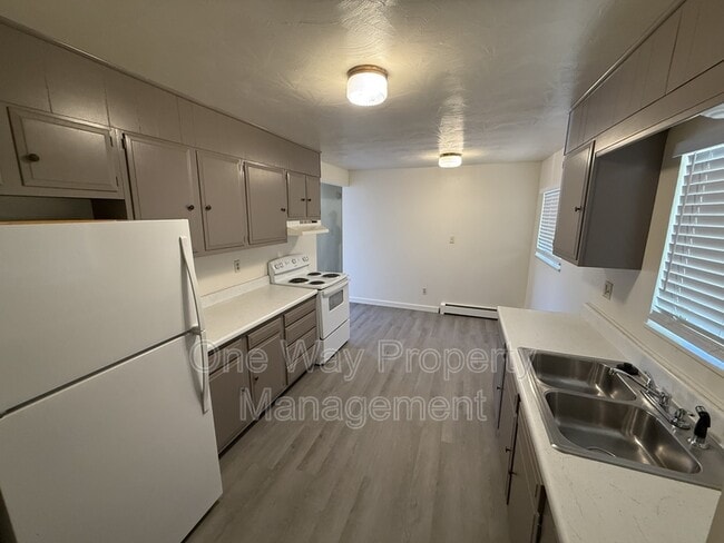 Building Photo - 1231 Pleasant Acres Dr