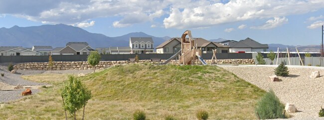 Building Photo - Fantastic GORGEOUS Home!