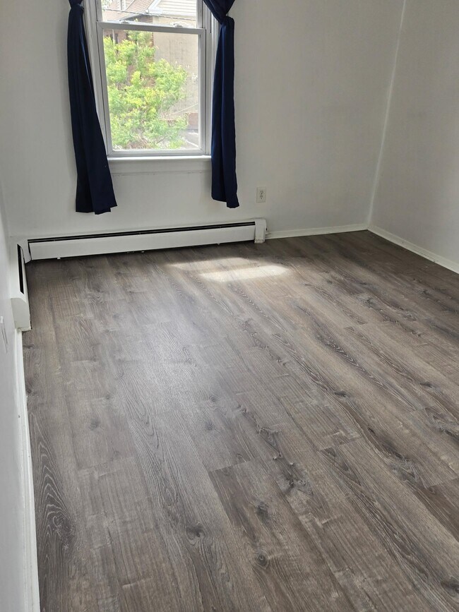 Building Photo - 51 Audubon Ave