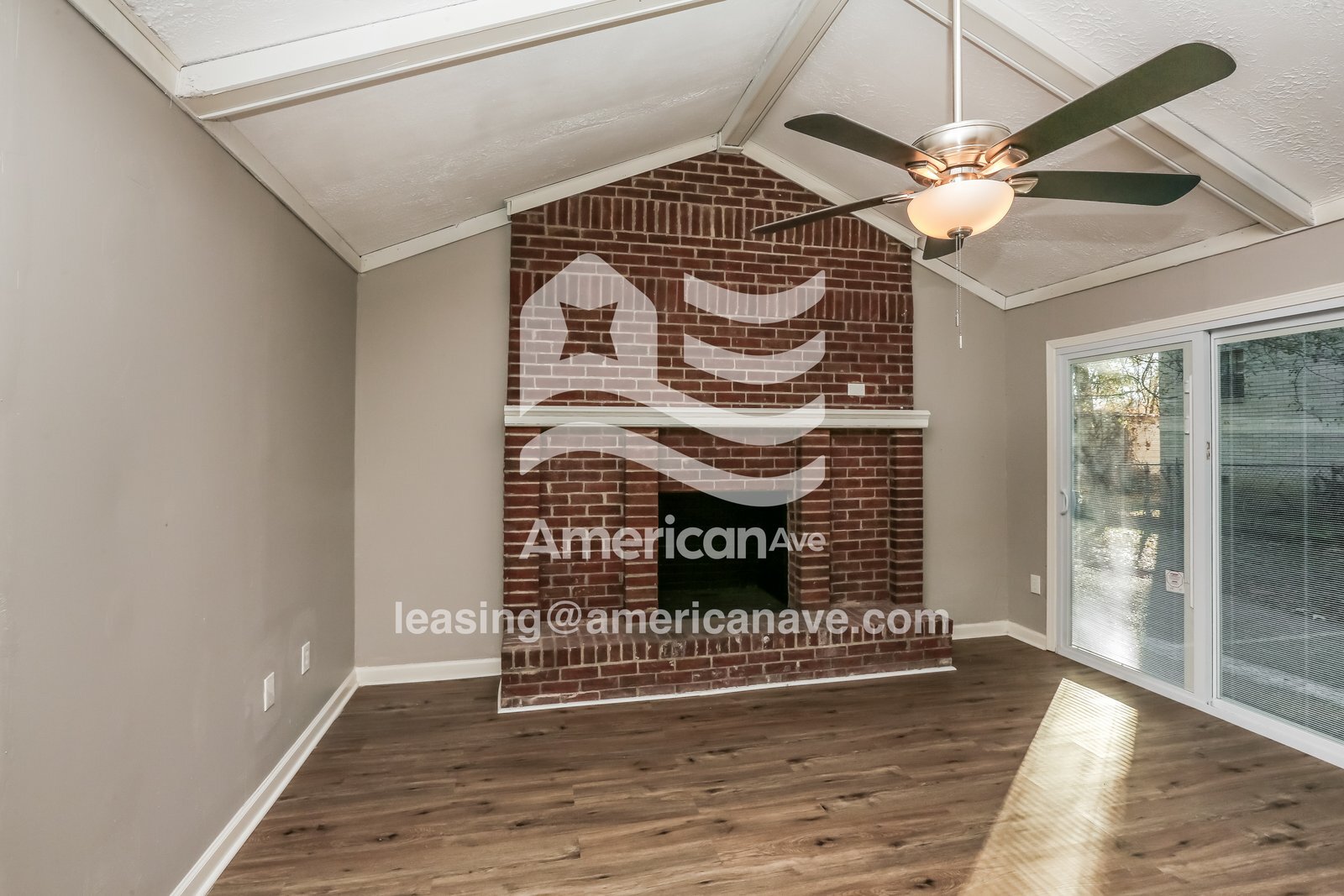 Building Photo - 1665 Aurora St