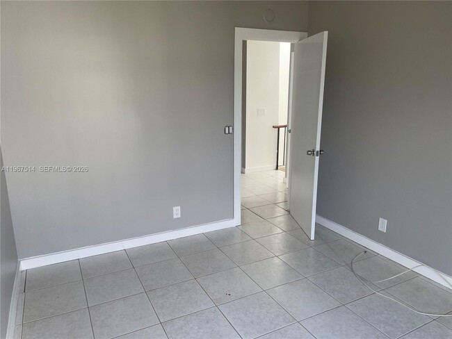 Building Photo - 8043 Lagos De Campo Blvd