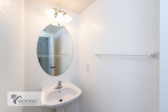 Building Photo - ***SOLAR***GATED ACCESS***2 CAR GARAGE***P...