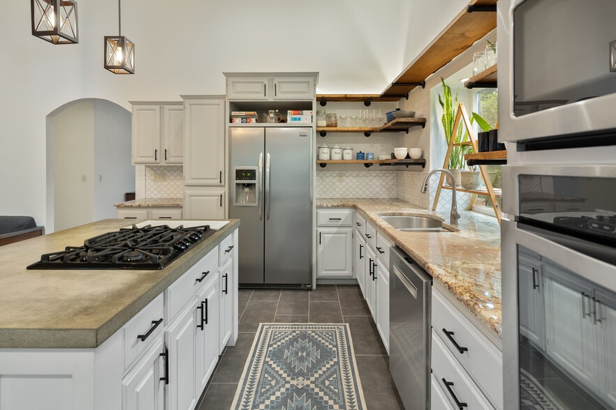 Building Photo - 1557 Bramble Ct