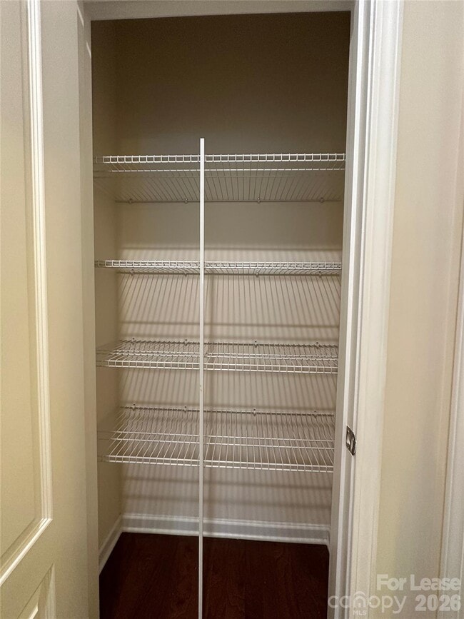 Building Photo - 1218 Clingman Dr